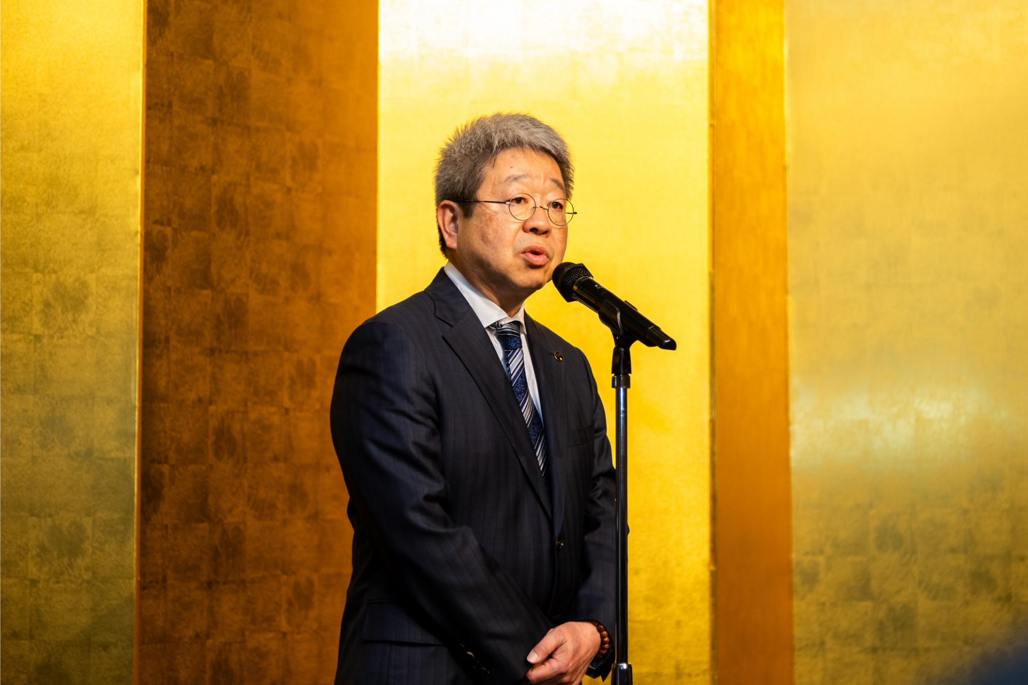 懇親会、小林理事長の挨拶